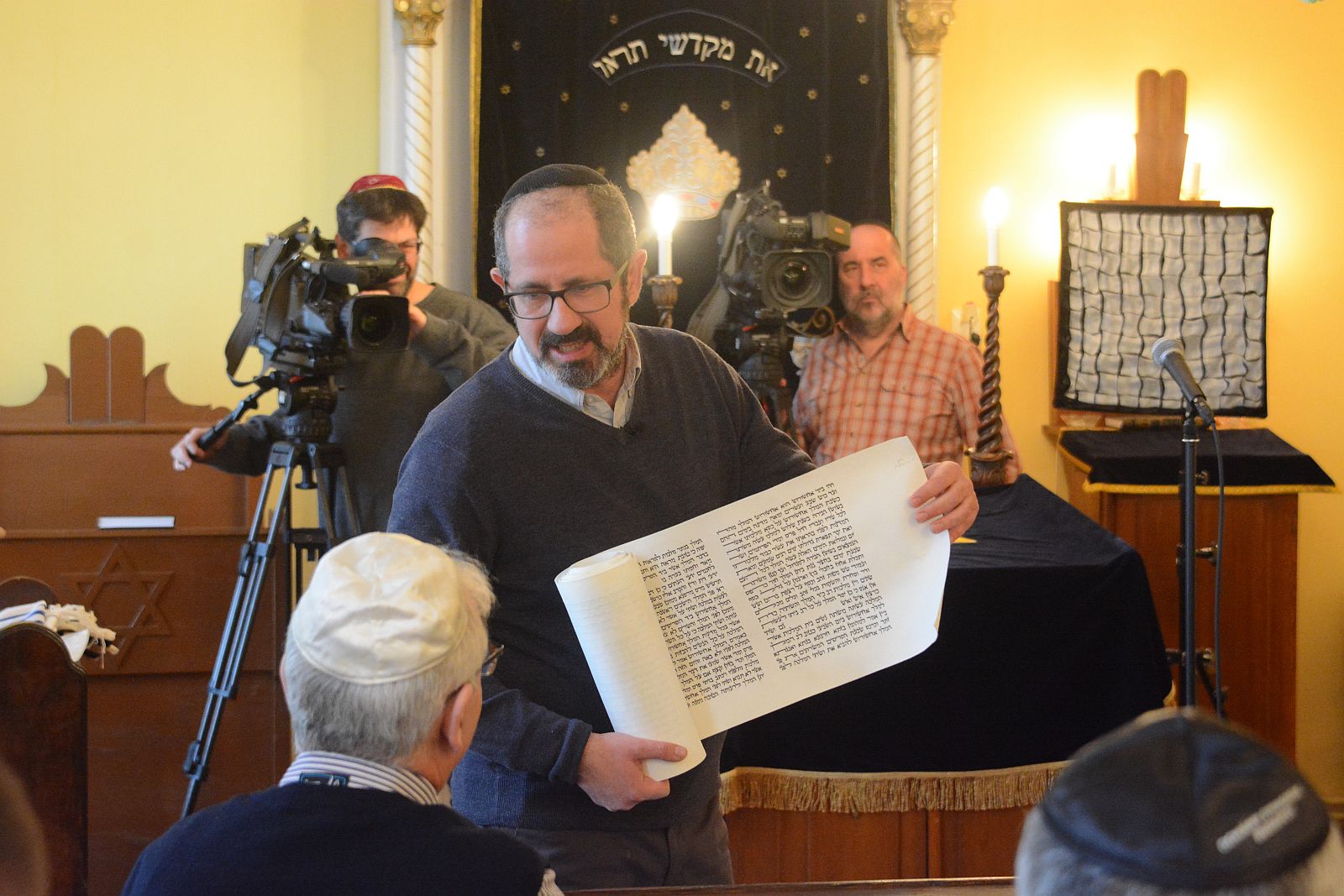 Képeken a Székesfehérvári Zsidó Hitközség Purimi ünnepi rendezvénye